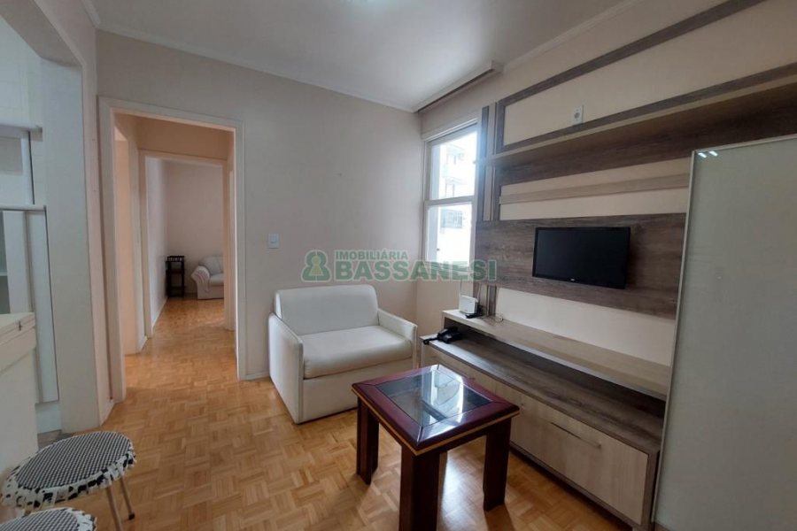 Apartamento com 70m², 2 dormitórios, no bairro Lourdes em Caxias do Sul para Alugar