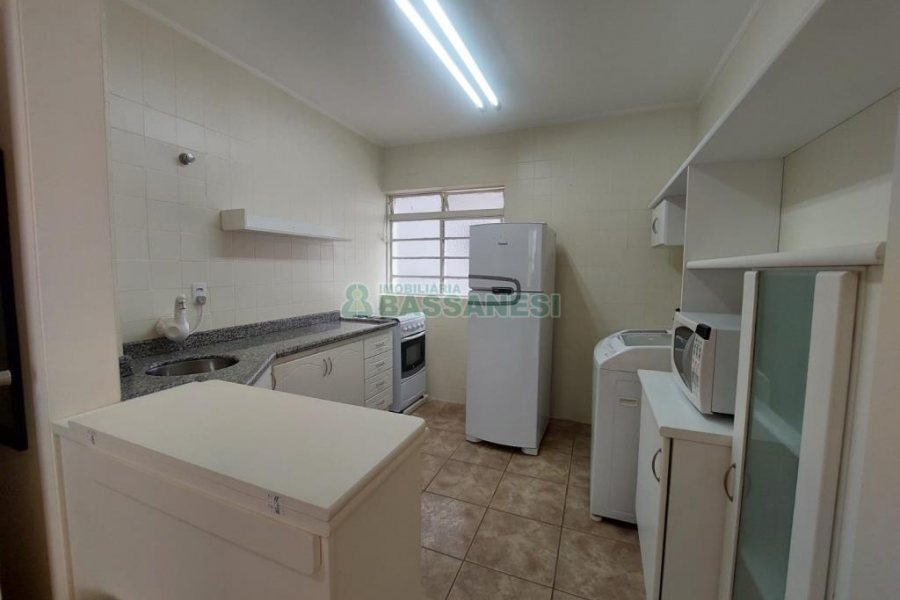 Apartamento com 70m², 2 dormitórios, no bairro Lourdes em Caxias do Sul para Alugar