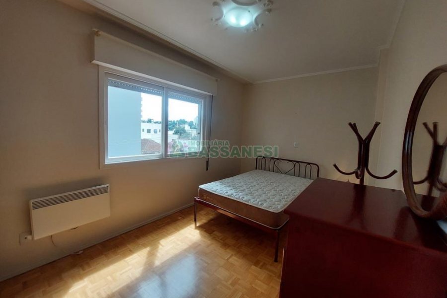 Apartamento com 70m², 2 dormitórios, no bairro Lourdes em Caxias do Sul para Alugar