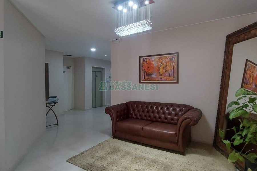 Apto Mobiliado com 67m², 3 dormitórios, 2 vagas, no bairro Lourdes em Caxias do Sul para Alugar