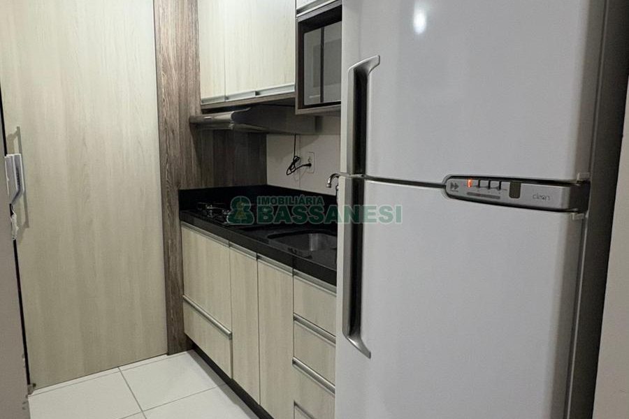 Apto Mobiliado com 67m², 3 dormitórios, 2 vagas, no bairro Lourdes em Caxias do Sul para Alugar