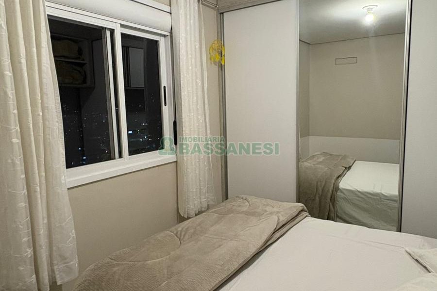 Apto Mobiliado com 67m², 3 dormitórios, 2 vagas, no bairro Lourdes em Caxias do Sul para Alugar