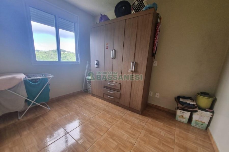 Apartamento com 50m², 2 dormitórios, 1 vaga, no bairro Diamantino em Caxias do Sul para Alugar