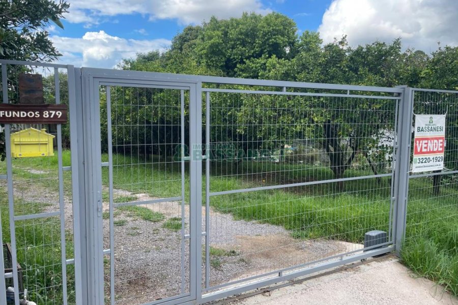 Terreno, no bairro Cinqüentenário em Caxias do Sul para Comprar