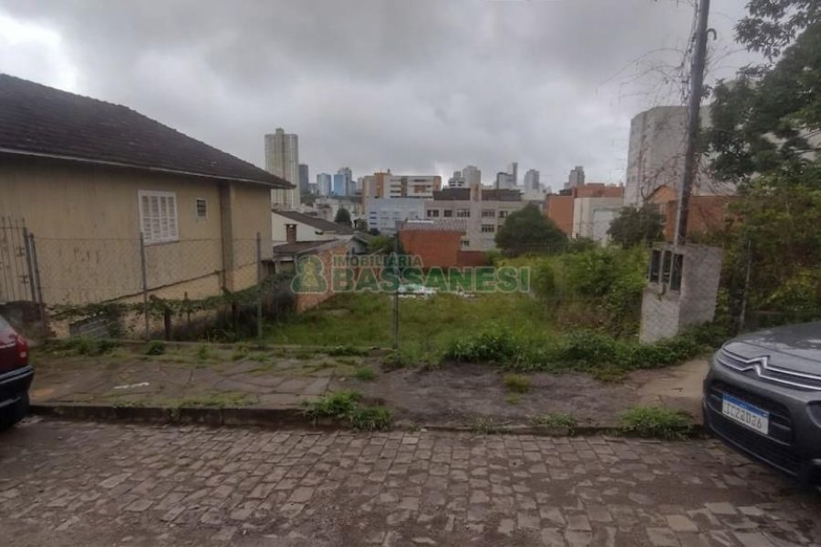 Terreno, no bairro São Leopoldo em Caxias do Sul para Comprar