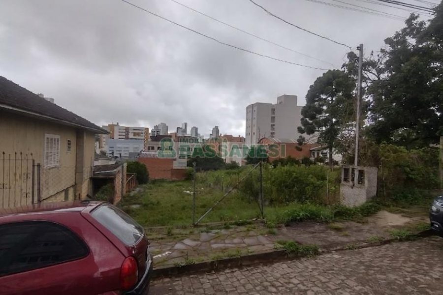 Terreno, no bairro São Leopoldo em Caxias do Sul para Comprar