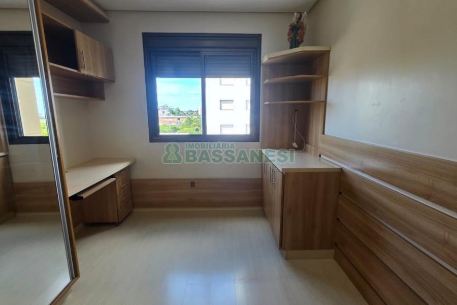 Apartamento com 112m², 3 dormitórios, 2 vagas, no bairro Panazzolo em Caxias do Sul para Comprar
