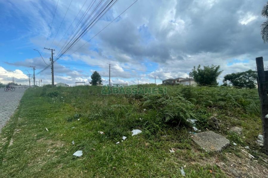 Terreno, no bairro Nossa Senhora das Graças em Caxias do Sul para Comprar