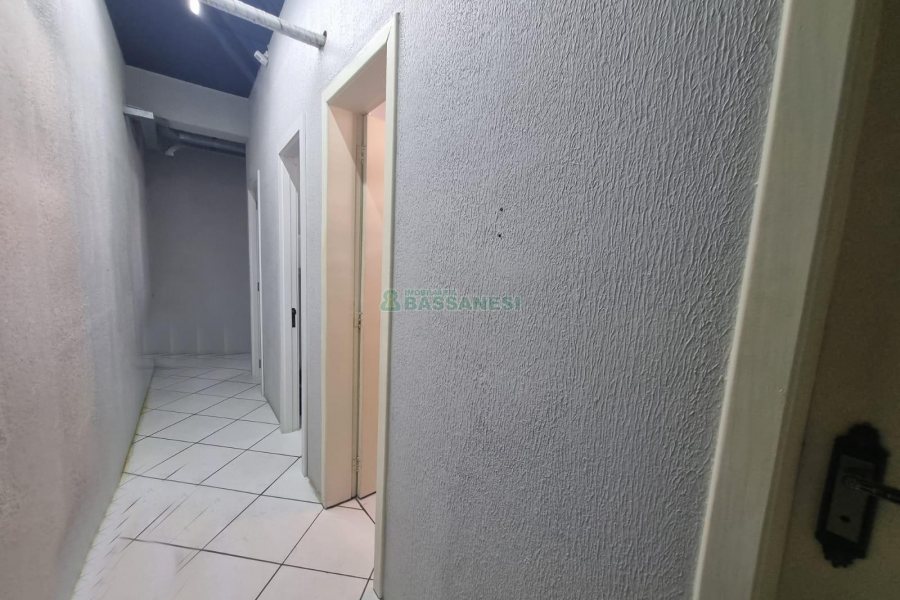 Predio com 2500m², 23 vagas, no bairro Lourdes em Caxias do Sul para Alugar