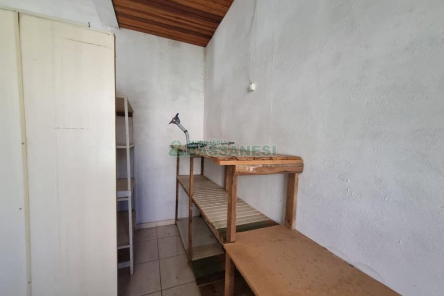 Casa com 100m², 2 dormitórios, no bairro Fatima em Caxias do Sul para Alugar