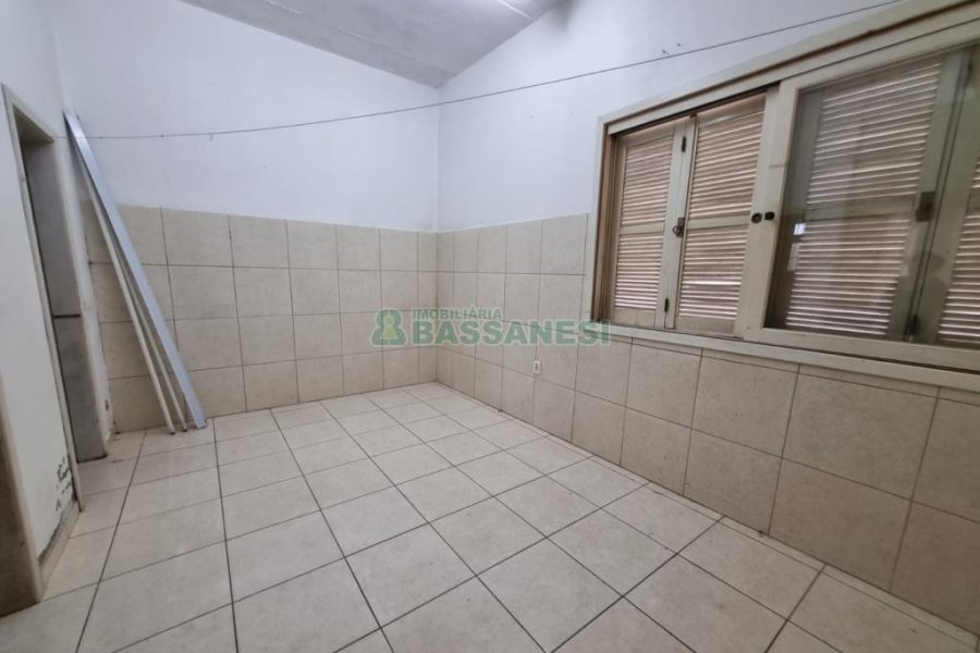 Loja com 100m², no bairro Fatima em Caxias do Sul para Alugar