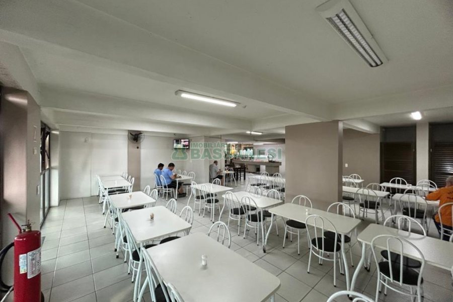 Loja com 480m², no bairro Santa Fé em Caxias do Sul para Alugar