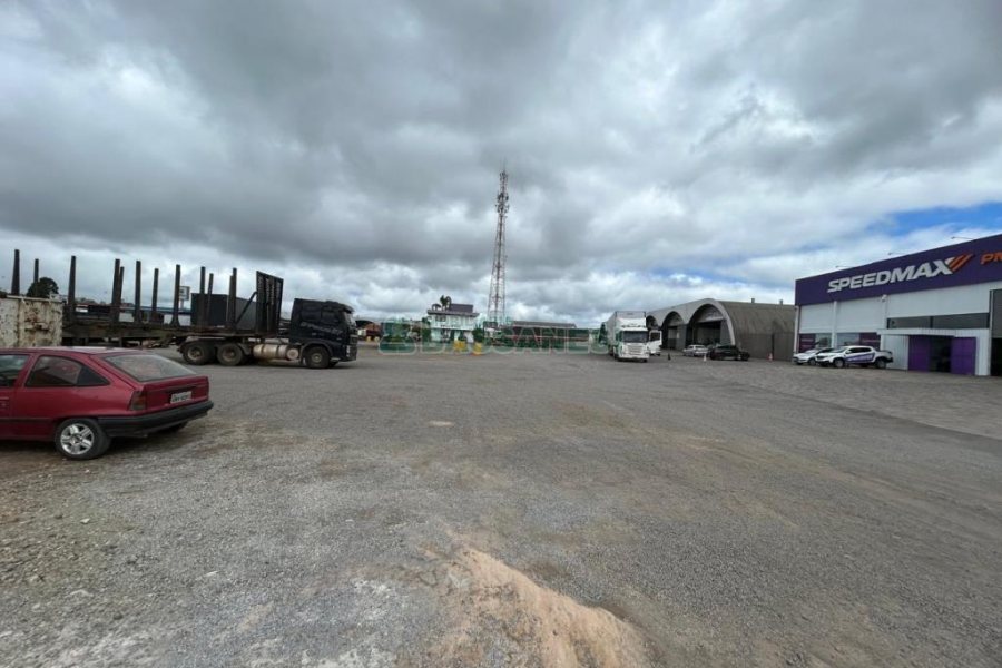 Loja com 480m², no bairro Santa Fé em Caxias do Sul para Alugar