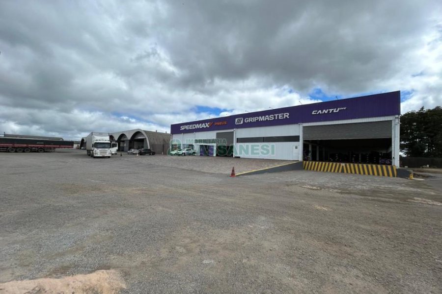 Loja com 480m², no bairro Santa Fé em Caxias do Sul para Alugar
