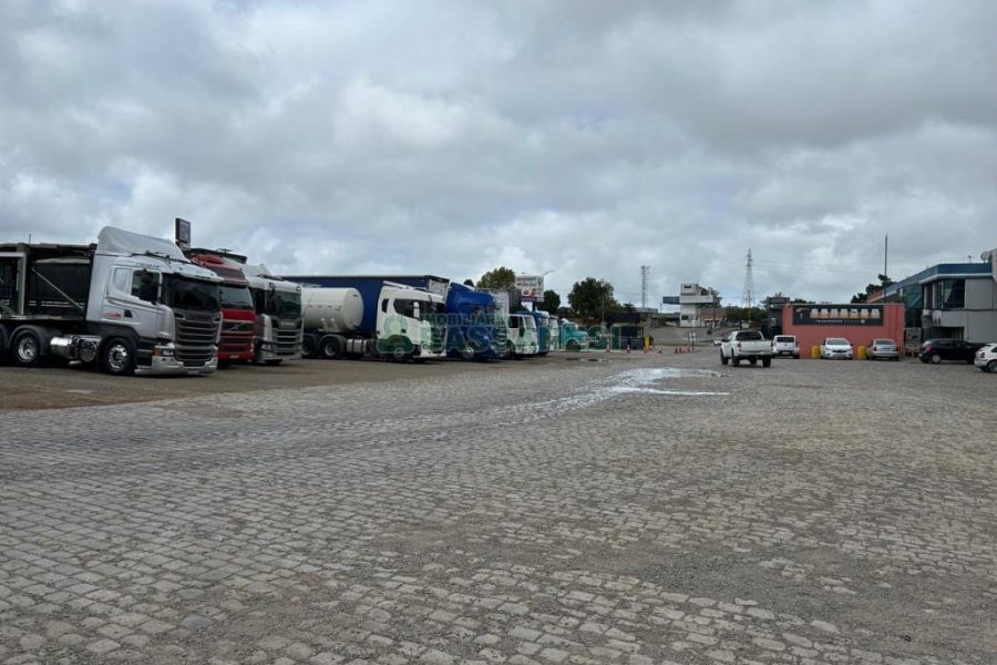 Loja com 480m², no bairro Santa Fé em Caxias do Sul para Alugar