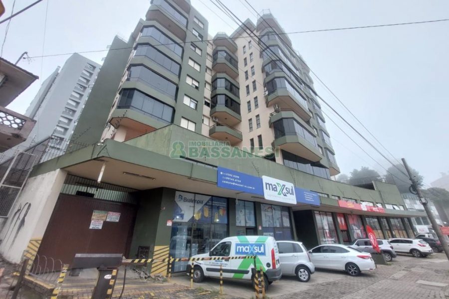 Apto Mobiliado com 125m², 3 dormitórios, 1 vaga, no bairro São Leopoldo em Caxias do Sul para Alugar