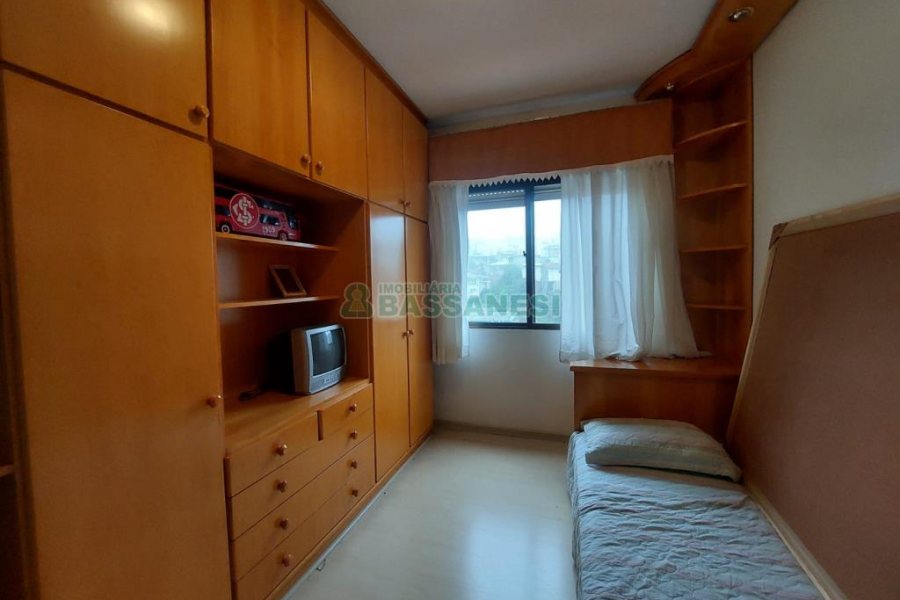 Apto Mobiliado com 125m², 3 dormitórios, 1 vaga, no bairro São Leopoldo em Caxias do Sul para Alugar