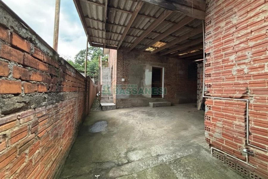 Casa com 62m², no bairro Cidade Industrial em Caxias do Sul para Alugar