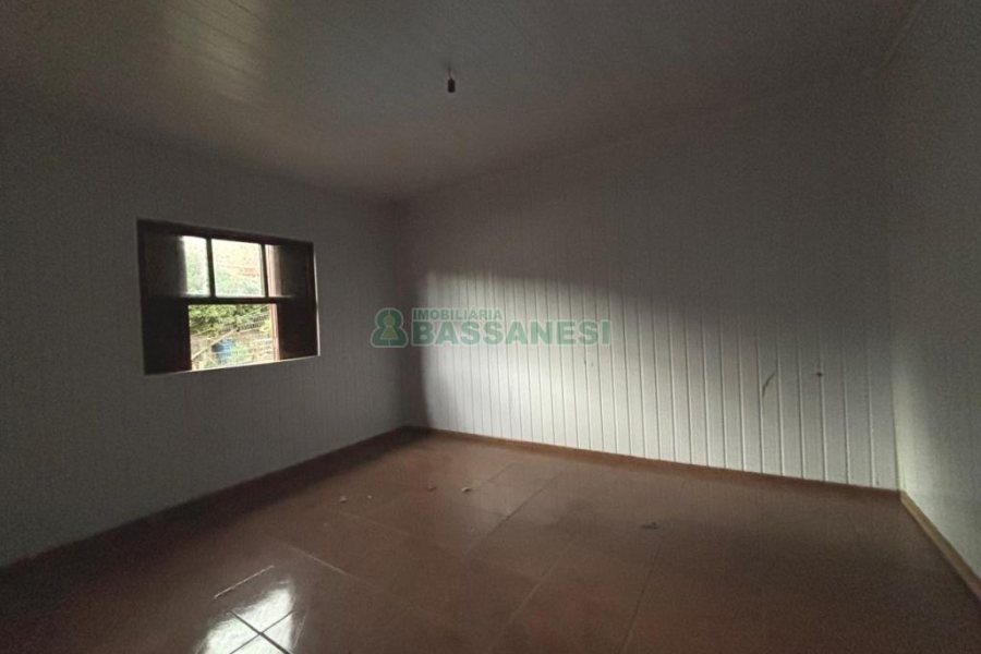 Casa com 62m², no bairro Cidade Industrial em Caxias do Sul para Alugar