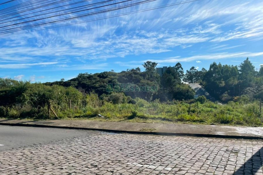 Terreno, no bairro Villagio Iguatemi em Caxias do Sul para Comprar