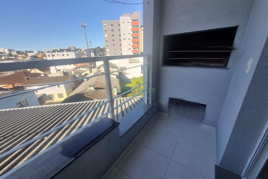 Apartamento com 71m², 2 dormitórios, 2 vagas, no bairro Petrópolis em Caxias do Sul para Alugar