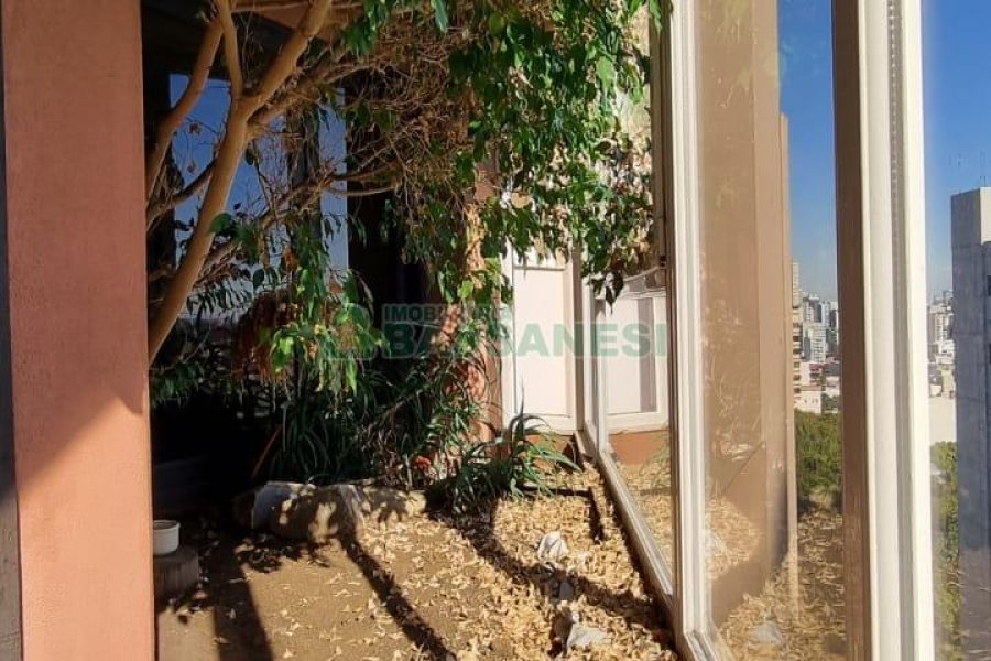 Apartamento com 299m², 3 dormitórios, 2 vagas, no bairro Centro em Caxias do Sul para Comprar