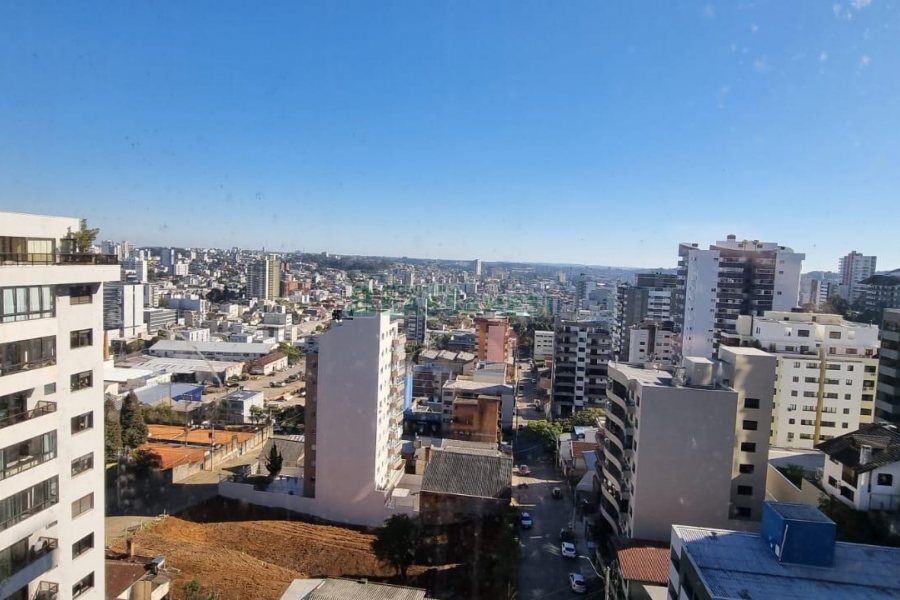 Apartamento com 299m², 3 dormitórios, 2 vagas, no bairro Centro em Caxias do Sul para Comprar