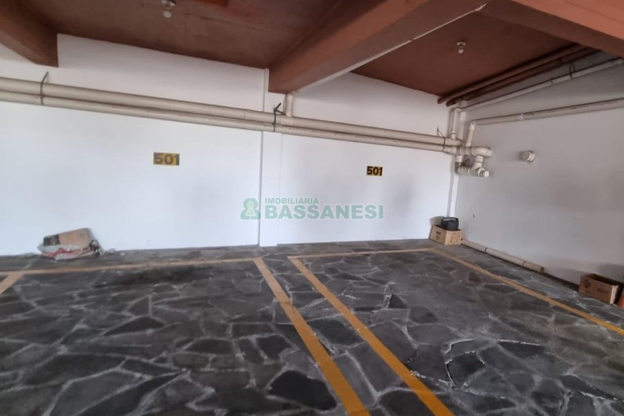 Apartamento com 299m², 3 dormitórios, 2 vagas, no bairro Centro em Caxias do Sul para Comprar