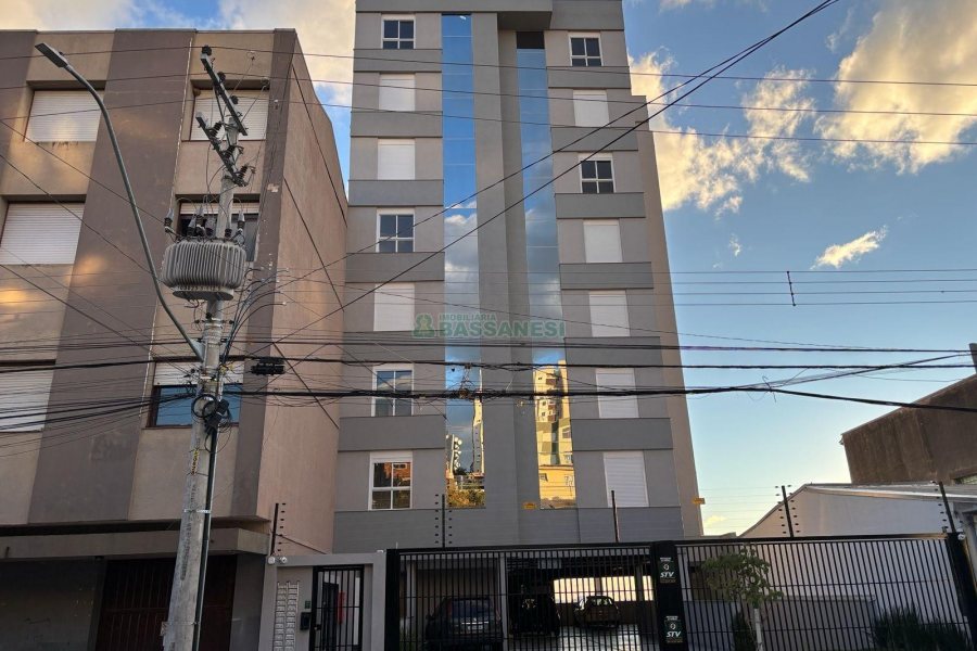 Apartamento com 41m², 1 dormitório, 1 vaga, no bairro Centro em Caxias do Sul para Alugar