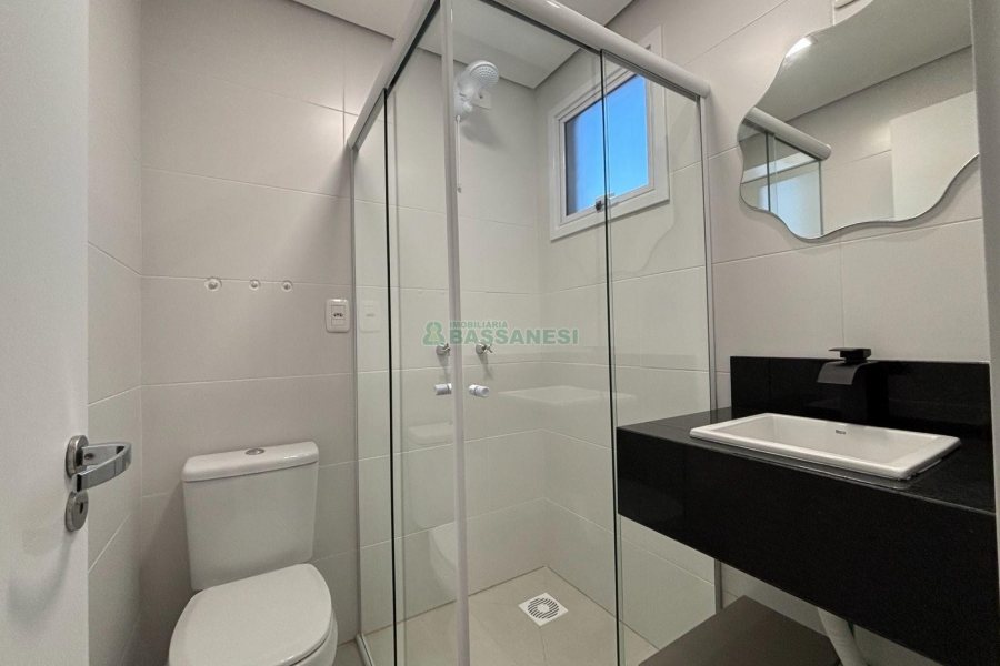 Apartamento com 41m², 1 dormitório, 1 vaga, no bairro Centro em Caxias do Sul para Alugar