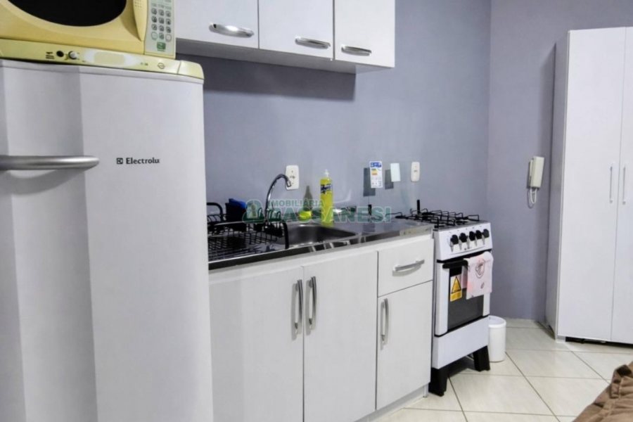 Apto Mobiliado com 40m², 1 dormitório, 1 vaga, no bairro Presidente Vargas em Caxias do Sul para Alugar