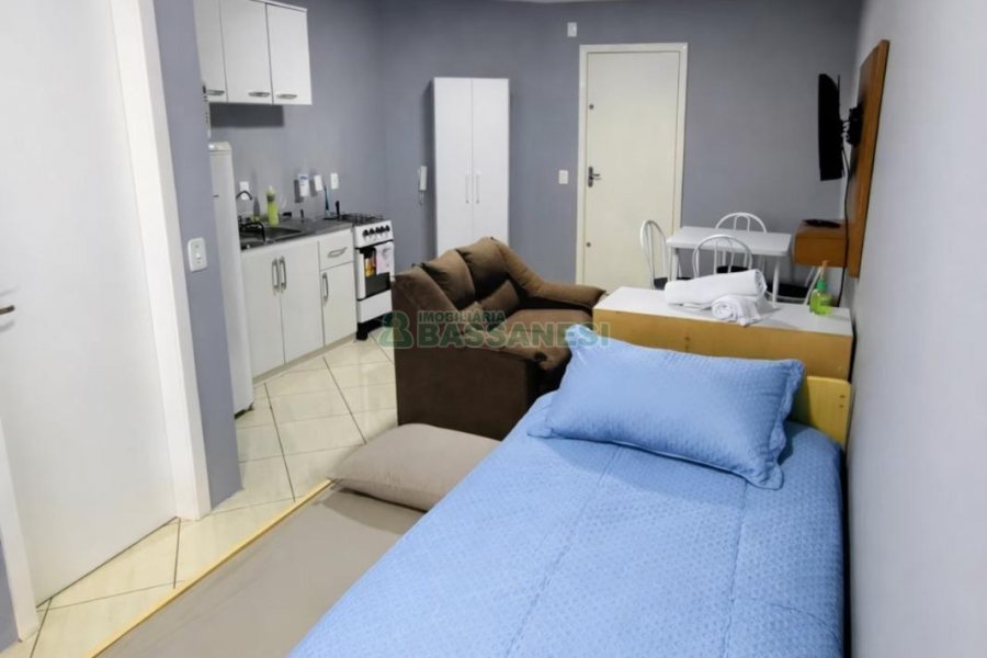 Apto Mobiliado com 40m², 1 dormitório, 1 vaga, no bairro Presidente Vargas em Caxias do Sul para Alugar