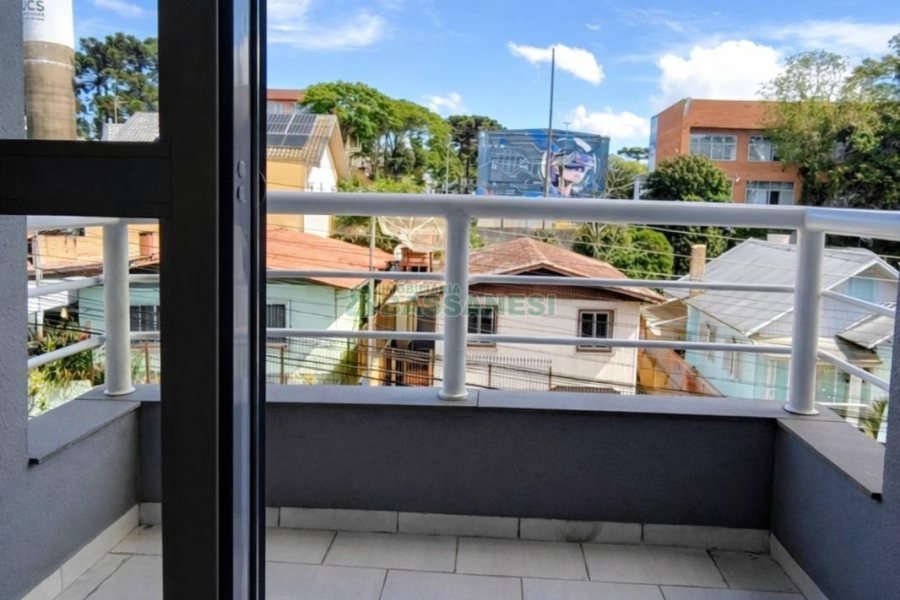 Apto Mobiliado com 40m², 1 dormitório, 1 vaga, no bairro Presidente Vargas em Caxias do Sul para Alugar