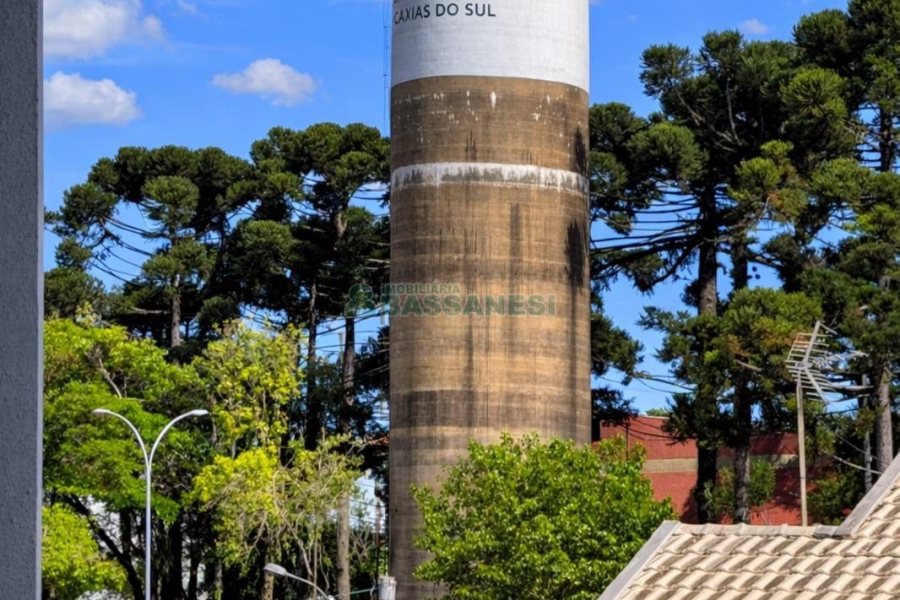Apto Mobiliado com 40m², 1 dormitório, 1 vaga, no bairro Presidente Vargas em Caxias do Sul para Alugar