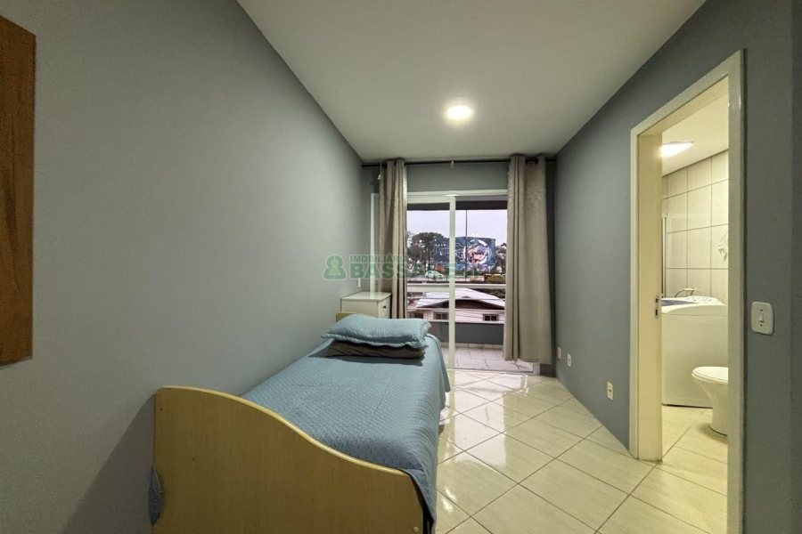 Apto Mobiliado com 40m², 1 dormitório, 1 vaga, no bairro Presidente Vargas em Caxias do Sul para Alugar