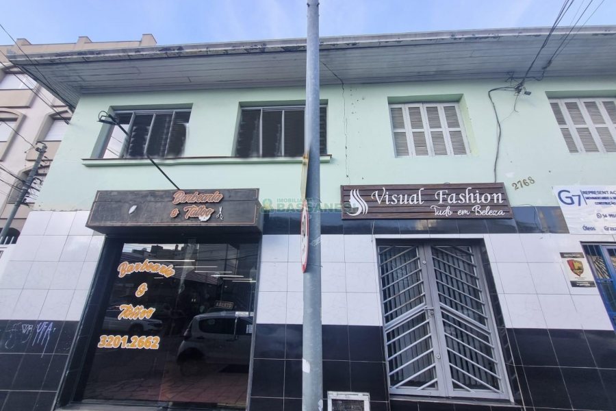 Casa com 81m², 3 dormitórios, no bairro Exposição em Caxias do Sul para Alugar