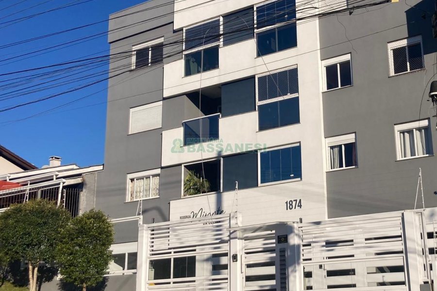 Apartamento com 53m², 2 dormitórios, 1 vaga, no bairro Colina Sorriso em Caxias do Sul para Comprar