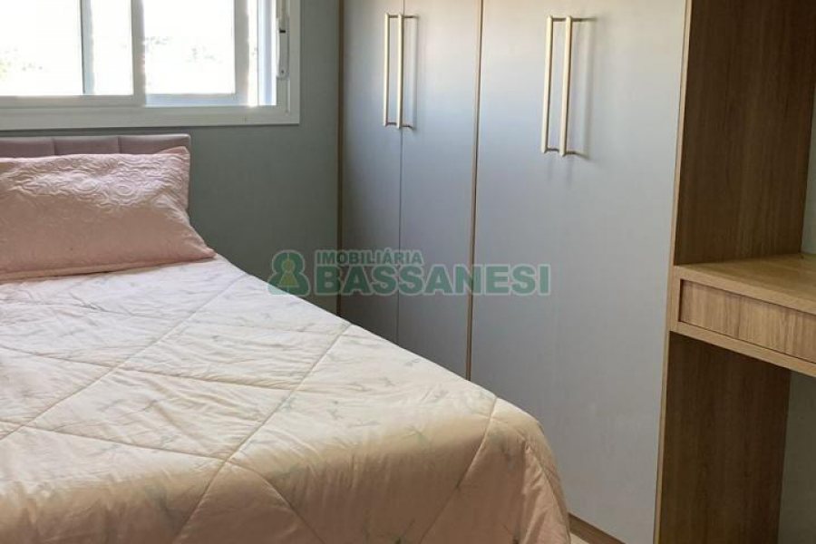 Apartamento com 53m², 2 dormitórios, 1 vaga, no bairro Colina Sorriso em Caxias do Sul para Comprar