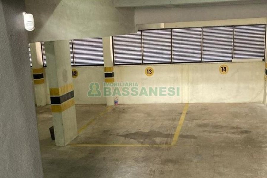 Apartamento com 53m², 2 dormitórios, 1 vaga, no bairro Colina Sorriso em Caxias do Sul para Comprar