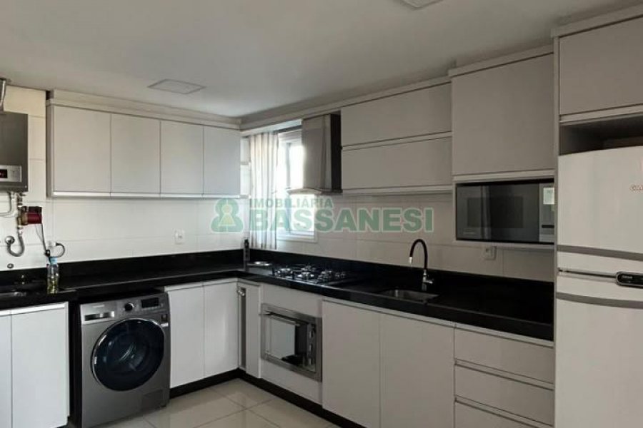 Apartamento com 53m², 2 dormitórios, 1 vaga, no bairro Colina Sorriso em Caxias do Sul para Comprar