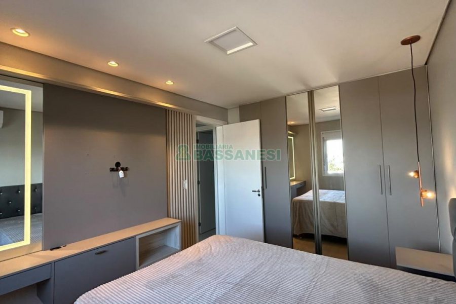 Apartamento com 53m², 2 dormitórios, 1 vaga, no bairro Colina Sorriso em Caxias do Sul para Comprar