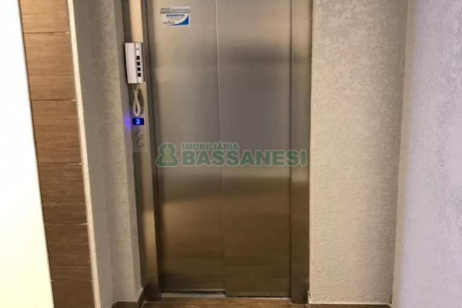 Apto Mobiliado com 41m², 1 dormitório, no bairro Petrópolis em Caxias do Sul para Alugar