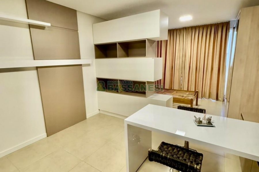 Apto Mobiliado com 41m², 1 dormitório, no bairro Petrópolis em Caxias do Sul para Alugar
