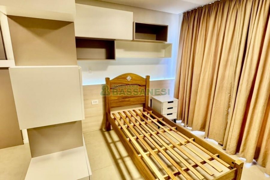 Apto Mobiliado com 41m², 1 dormitório, no bairro Petrópolis em Caxias do Sul para Alugar