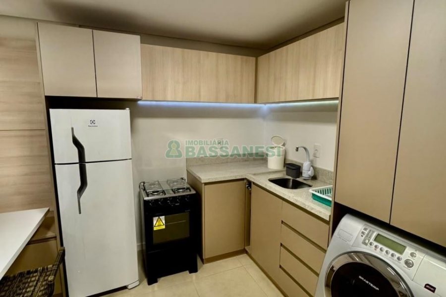 Apto Mobiliado com 41m², 1 dormitório, no bairro Petrópolis em Caxias do Sul para Alugar