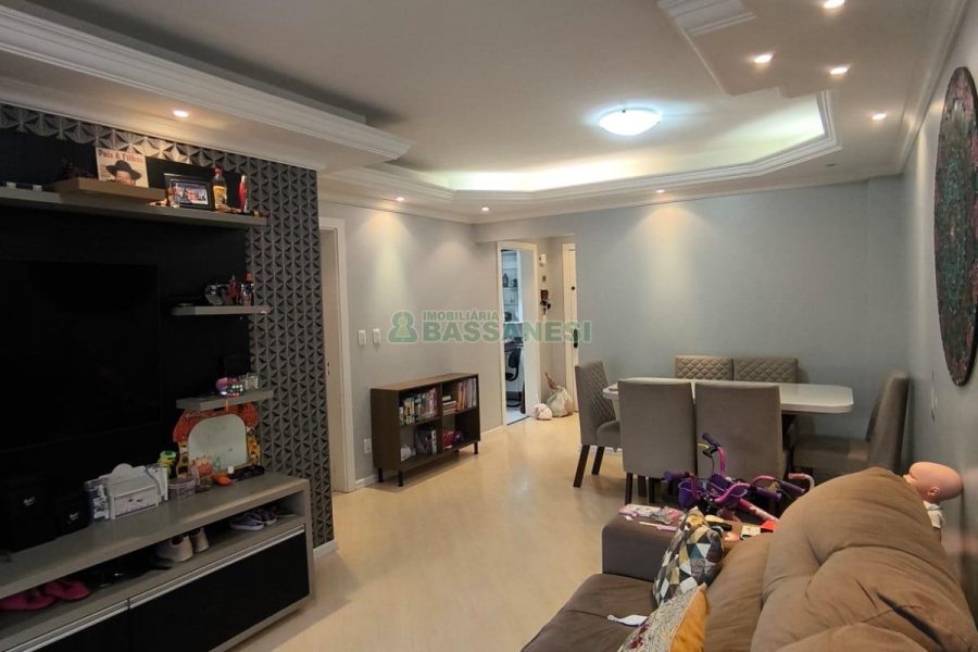 Apartamento com 85m², 2 dormitórios, 1 vaga, no bairro Nossa Senhora de Lourdes em Caxias do Sul para Comprar