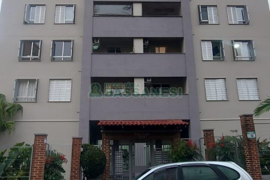 Apartamento com 85m², 2 dormitórios, 1 vaga, no bairro Nossa Senhora de Lourdes em Caxias do Sul para Comprar