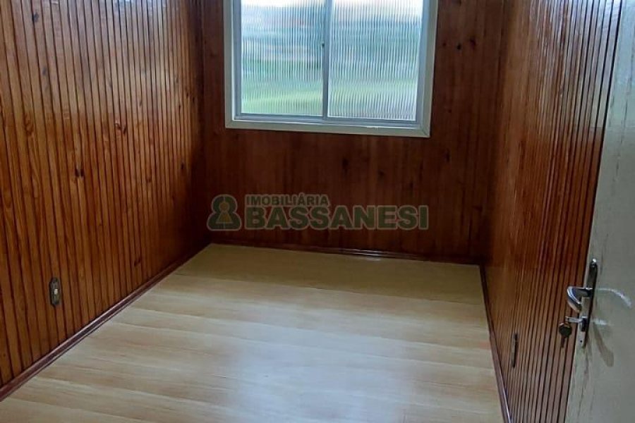 Casa com 195m², 3 dormitórios, 1 vaga, no bairro Jardim das Hortências em Caxias do Sul para Alugar