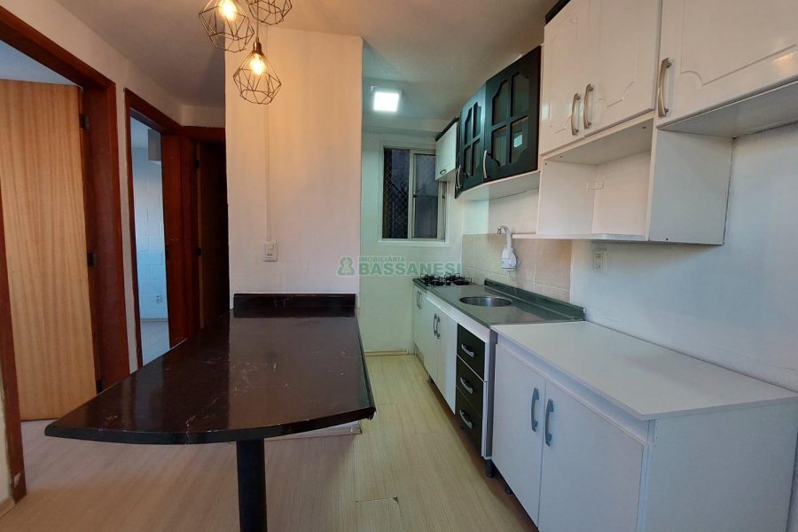 Apto Mobiliado com 45m², 2 dormitórios, no bairro Esplanada em Caxias do Sul para Alugar