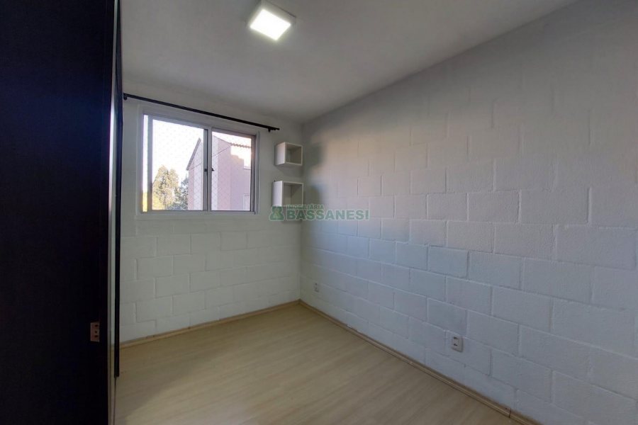 Apto Mobiliado com 45m², 2 dormitórios, no bairro Esplanada em Caxias do Sul para Alugar